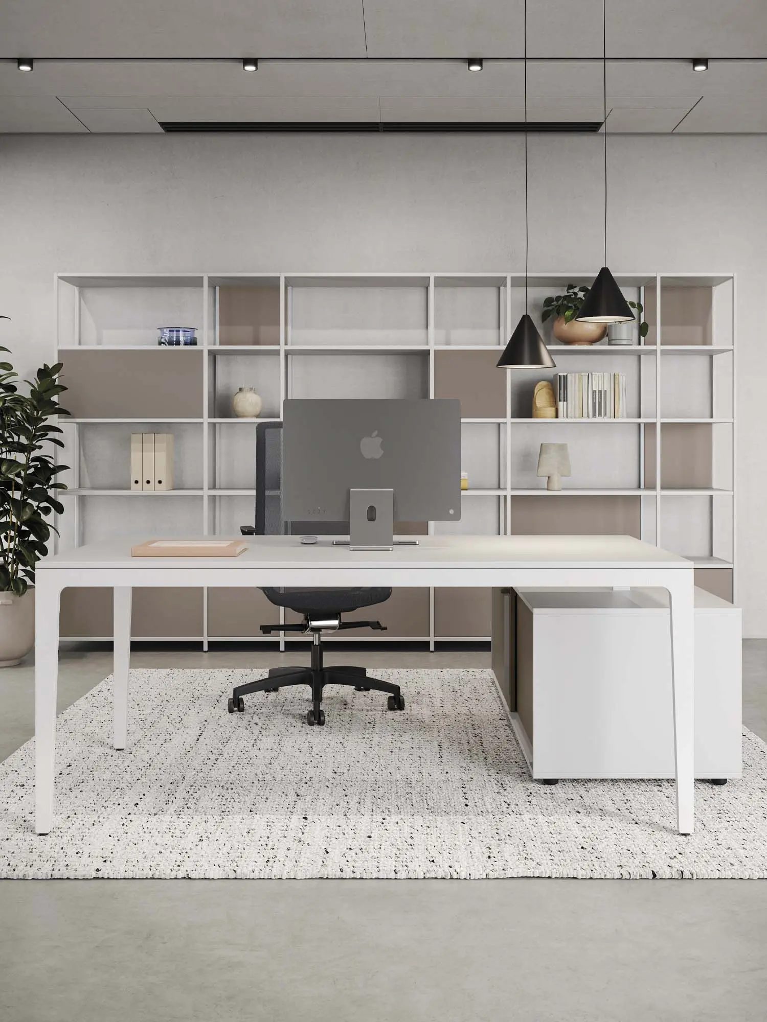 DEKKO Interiors | Αισθητική & Εργονομία στα Έπιπλα Γραφείου Η δομή του γραφείου αντιπροσωπεύει τη λεπτή ένωση αισθητικών στοιχείων και δομικών λεπτομερειών ενός διαχρονικού τραπεζιού. Η κατασκευή είναι κατασκευασμένη με κωνικά πόδια και περιμετρικό πλαίσιο χτισμένο με ενιαίο προφίλ αλουμινίου Υ. 5 cm x 3 cm. Τα γραφεία στελεχών διατίθενται στα ακόλουθα μεγέθη L. 180 – 200 – 220 cm, D. 90 cm, ενώ τα λειτουργικά έχουν τις εξής διαστάσεις L. 140 – 160 – 180 – 200 cm, D. 80 cm.